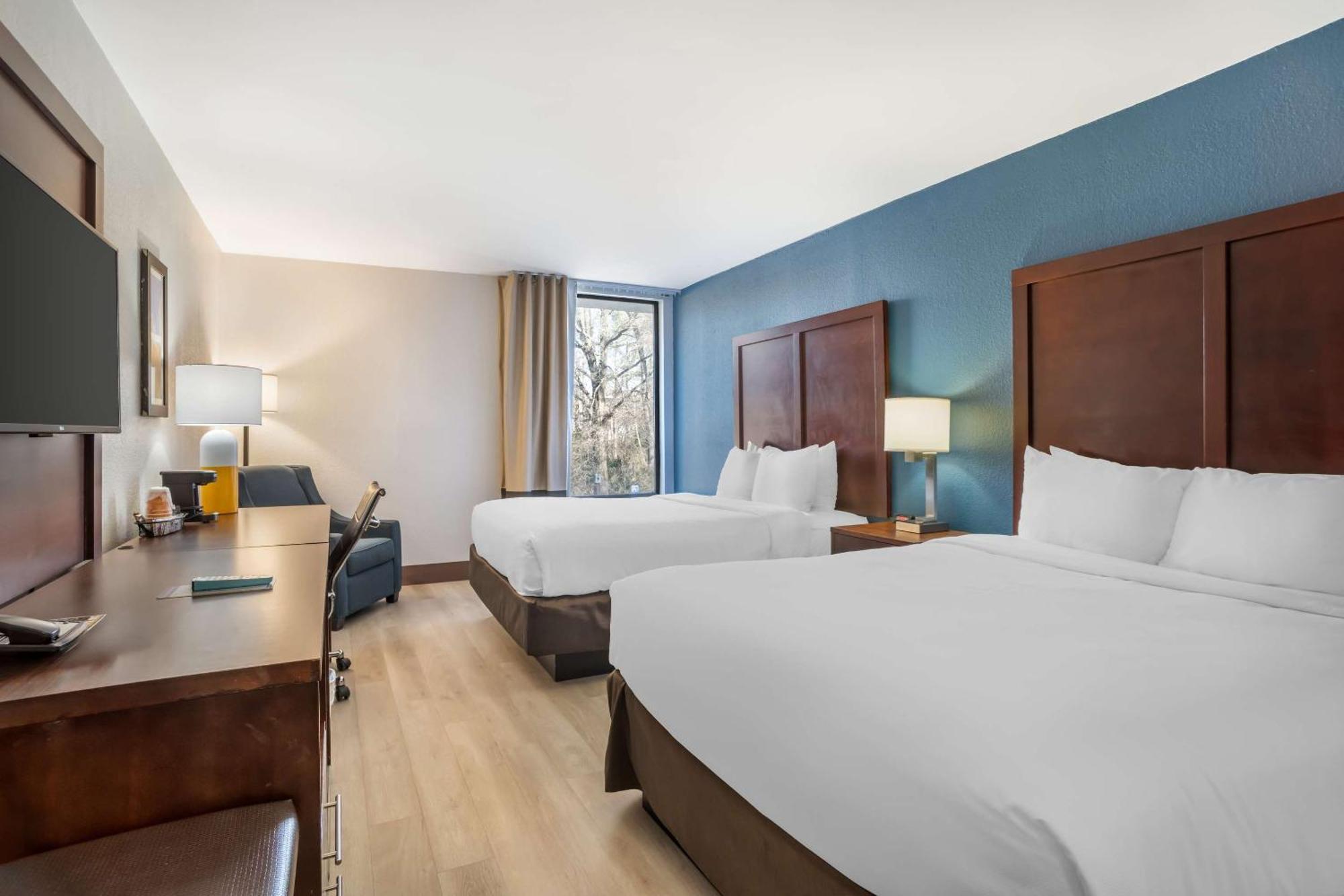 Comfort Inn Charlotte Airport Uptown Exterior photo